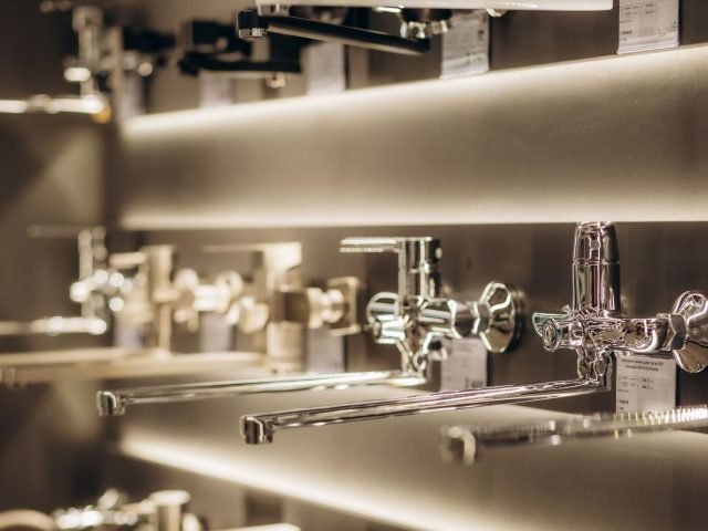 modern-kitchen-water-faucets-in-the-store-2023-11-27-05-20-23-utc